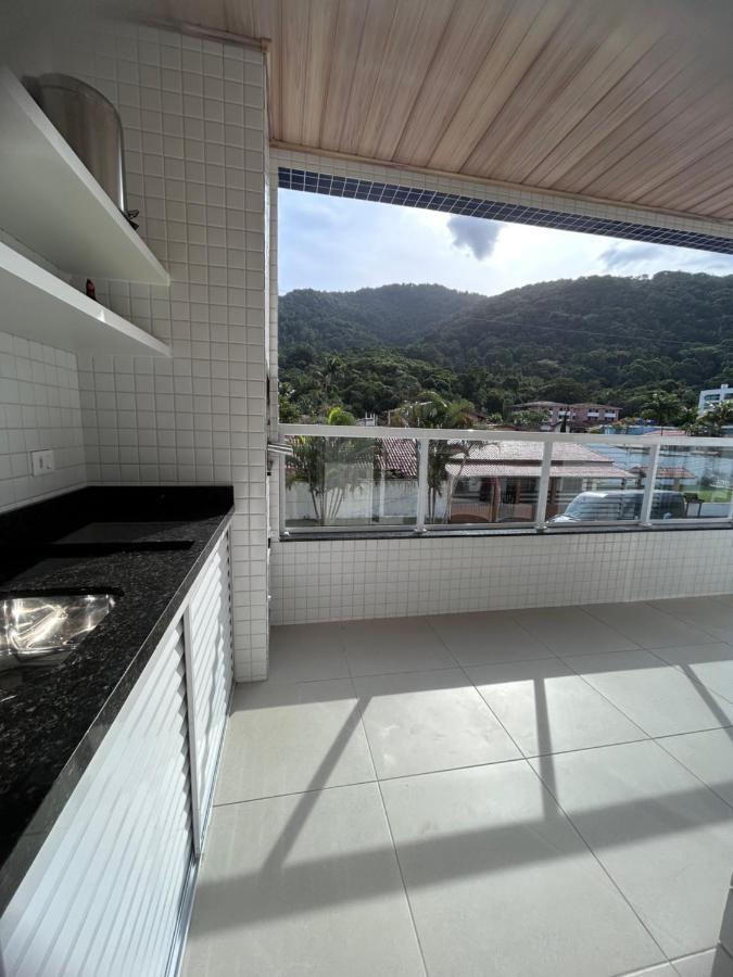 Toninhas Apartment